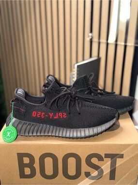 Yeezy Boost 350 V2 Black/Red Sneakers